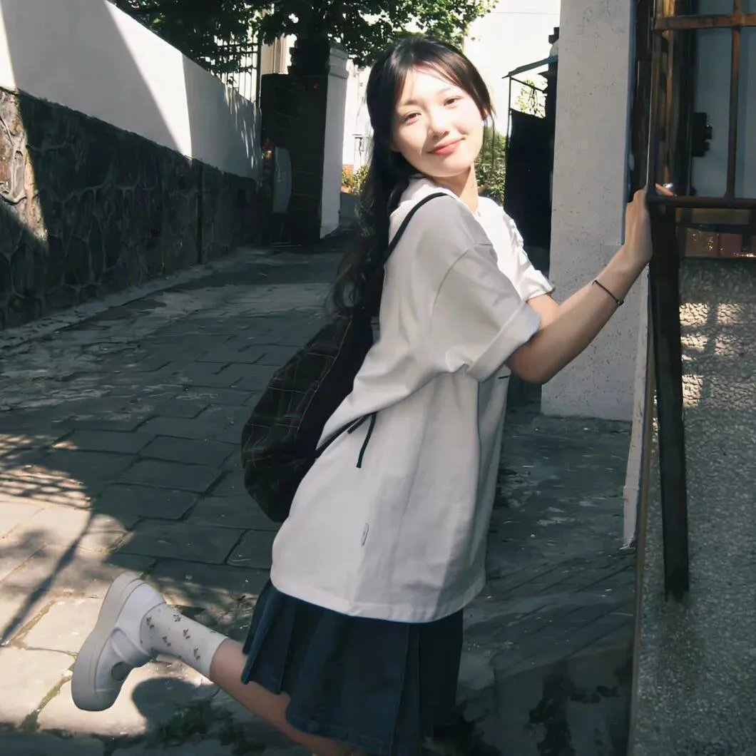 万花献媚